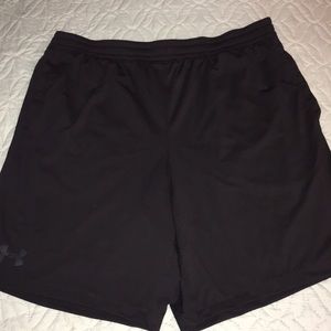 Under Armour heat gear men's shorts black size XL